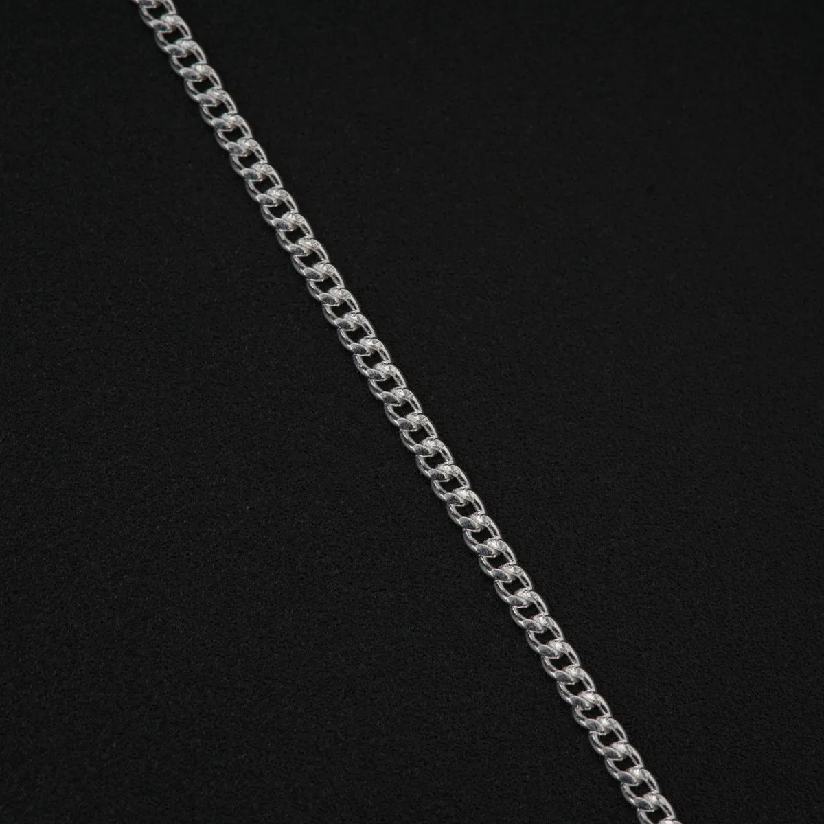 Daily Wear Silver Shiny Sadafulee Necklace