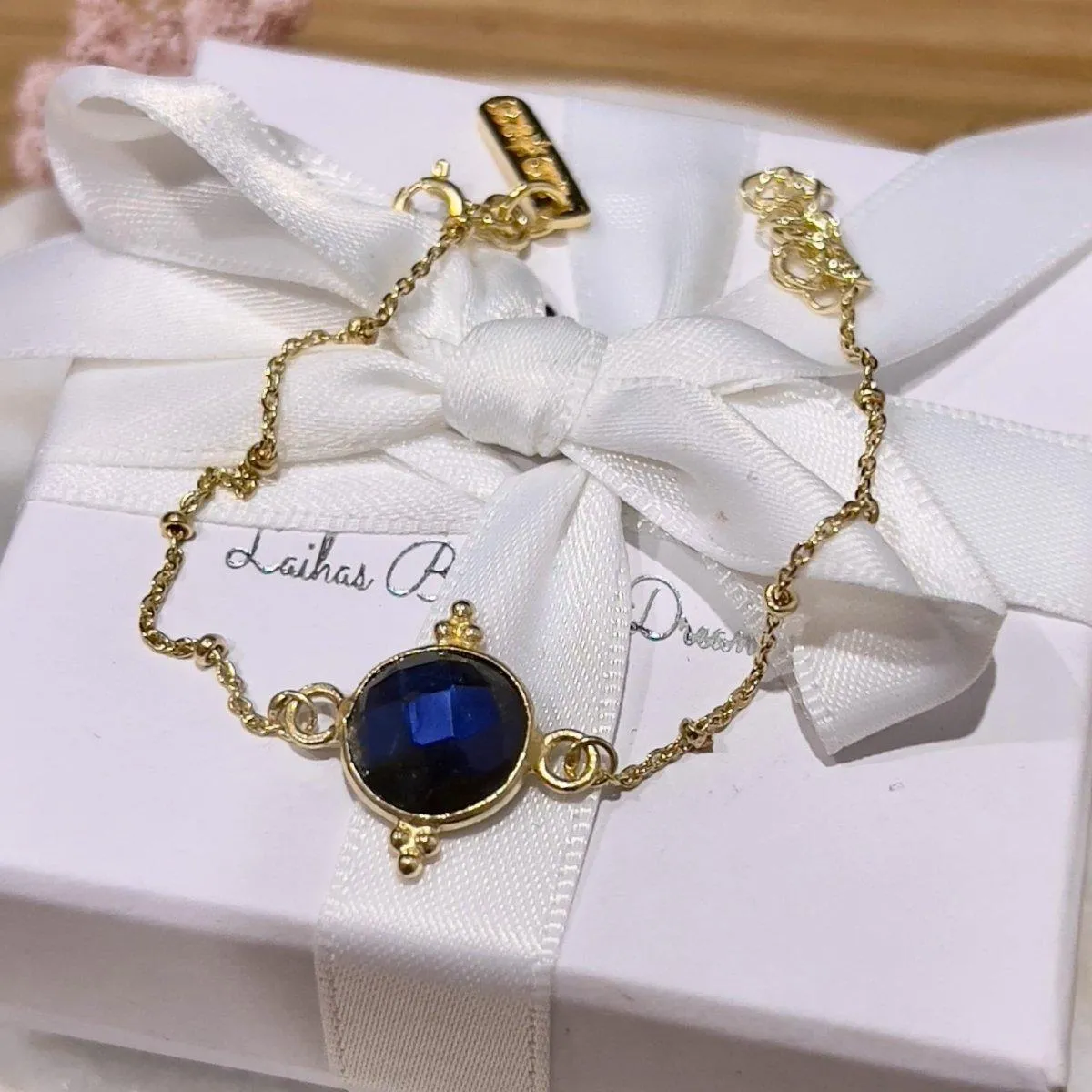 Laihas Free Spirit Gold Labradorite Bracelet