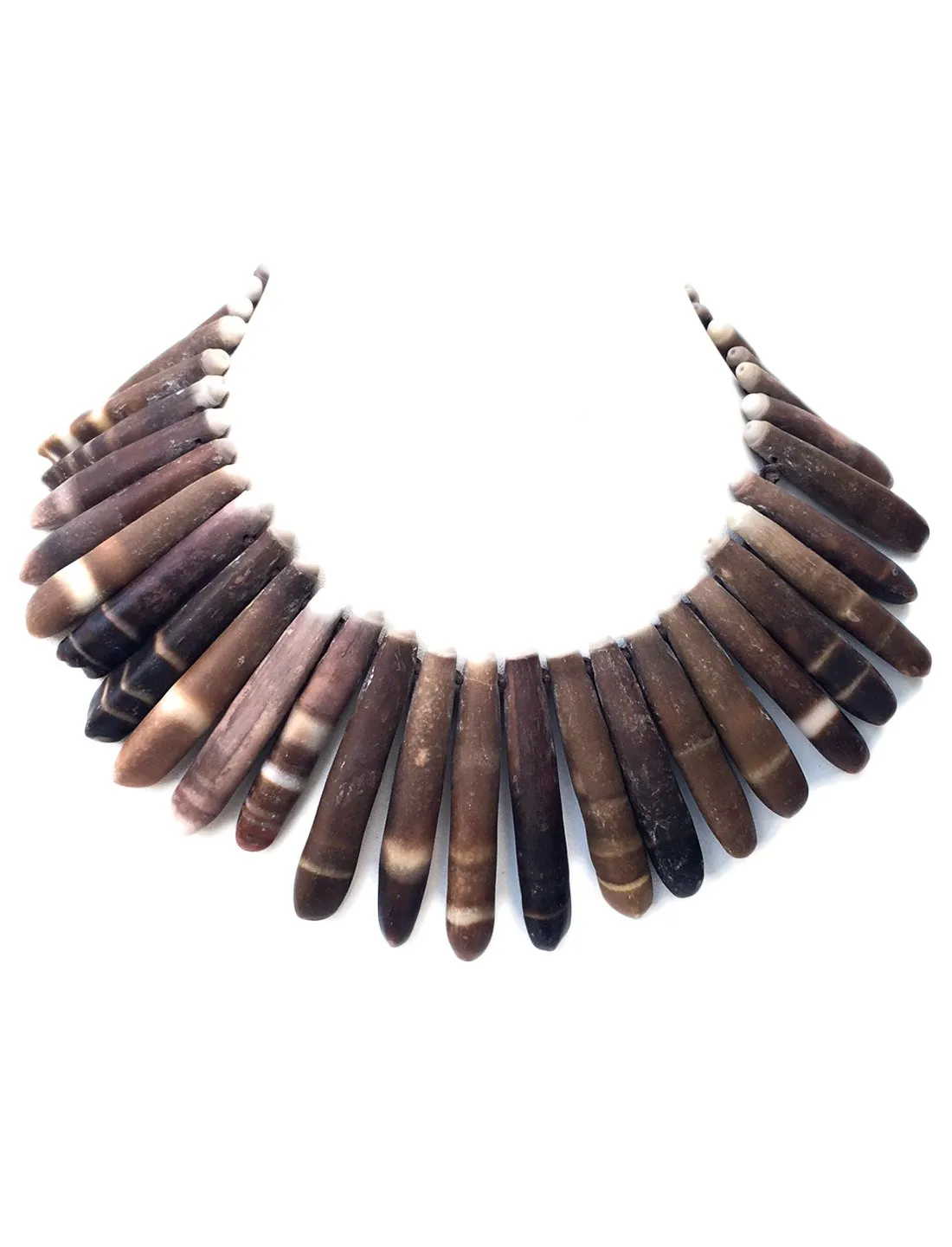 Paku Short Stone Choker Necklace
