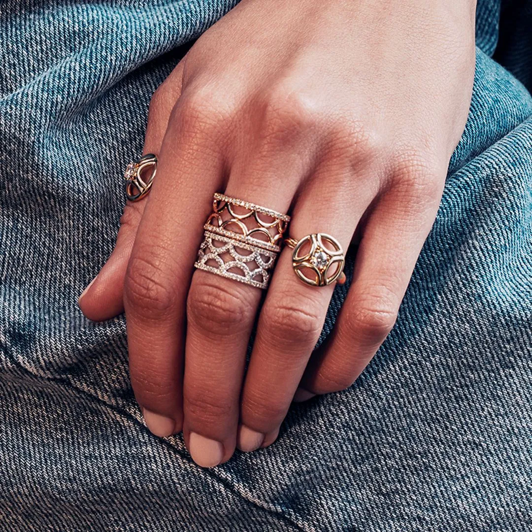Perpétuel.le solitaire ring