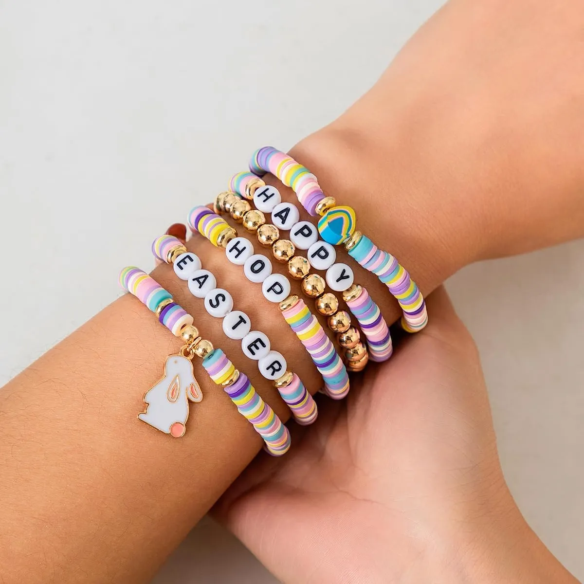 Ronglry Valentines Bracelet for Women Clay Bead Bracelet Heishi Surfer Bracelets Set Love Heart Valentines beaded Bracelets Bulk Cute Pink Red Stackable Stretch Bracelets for Valentines Accessories Jewelry Gifts