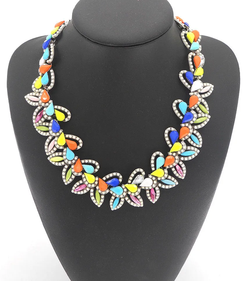 S Retro Leaf Necklace