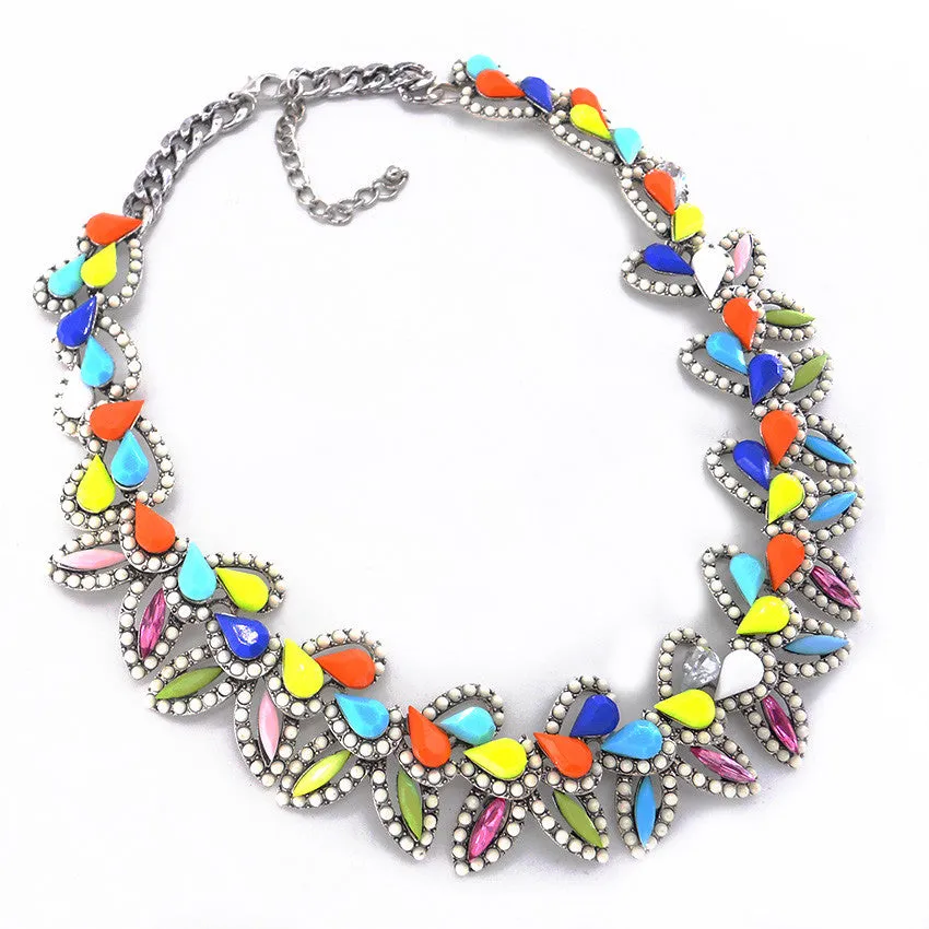 S Retro Leaf Necklace