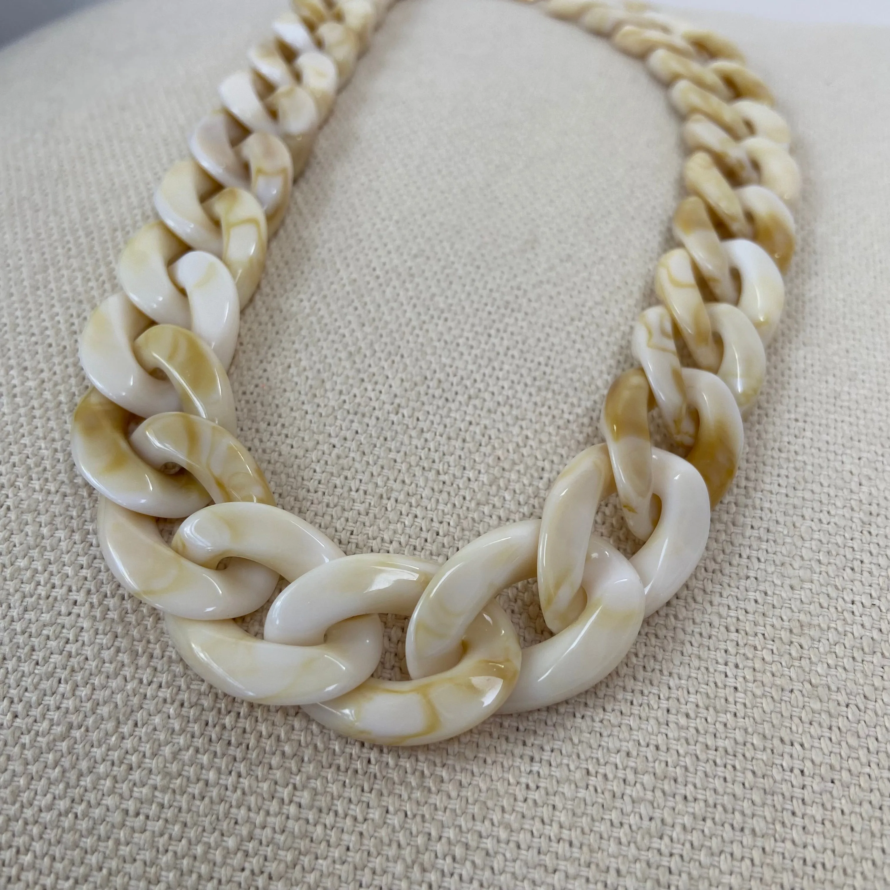 Small Chunky Link Statement Necklaces