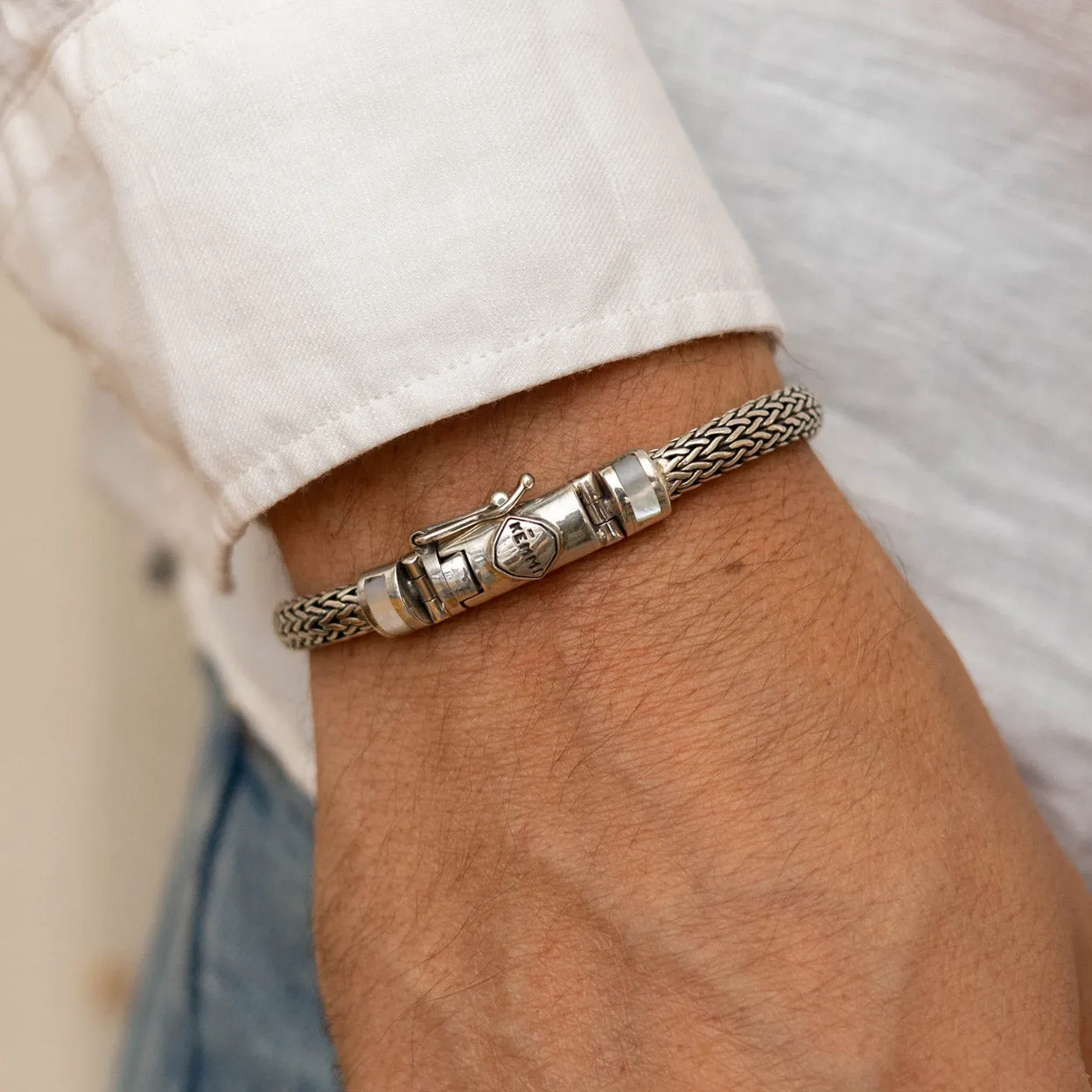 Snake Chain Mother of Pearl Bracelet 6mm