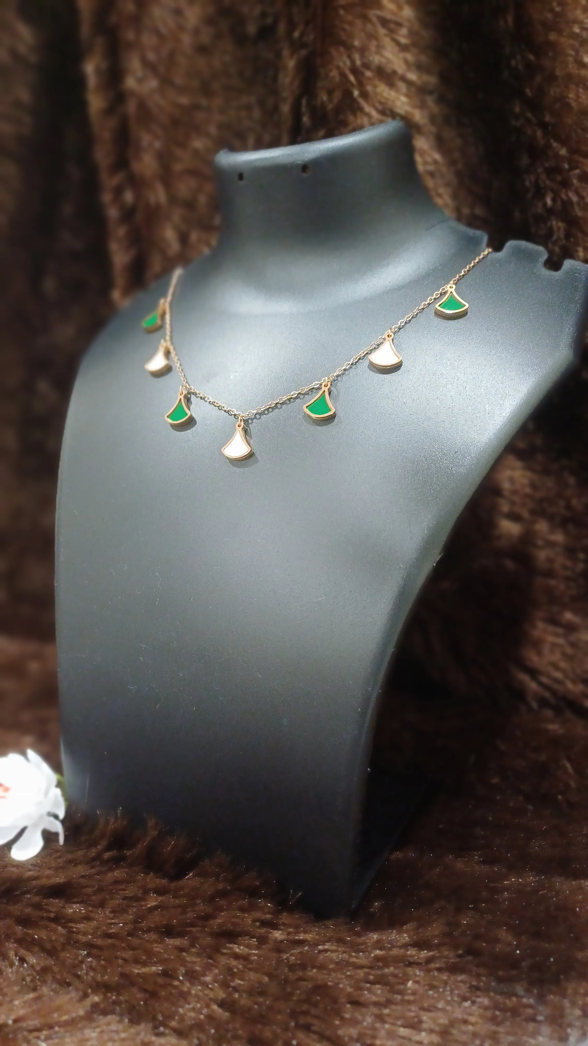 Unique chain with green white hangings_anti tarnish